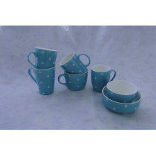 Tasses et bols glacés de couleur bleue